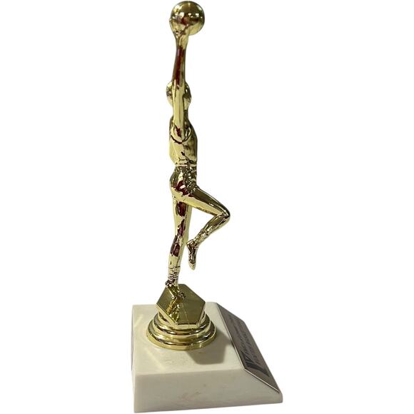 Boys basketball Trophy - Picture 3 of 7